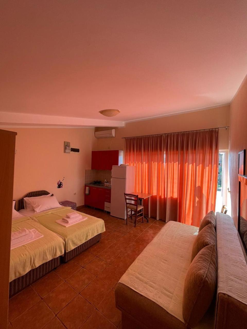 Apartments Villa-G Lustica Tivat Ngoại thất bức ảnh