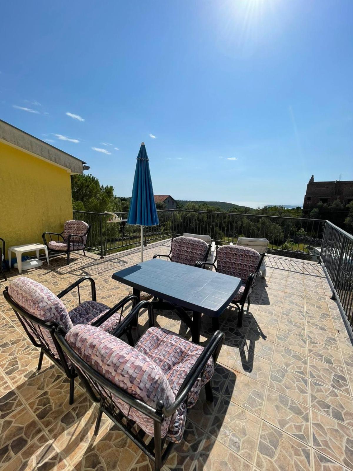 Apartments Villa-G Lustica Tivat Ngoại thất bức ảnh