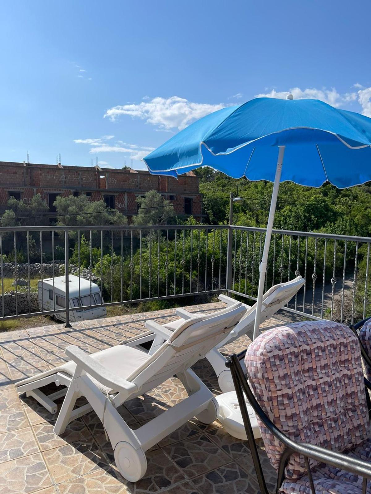 Apartments Villa-G Lustica Tivat Ngoại thất bức ảnh