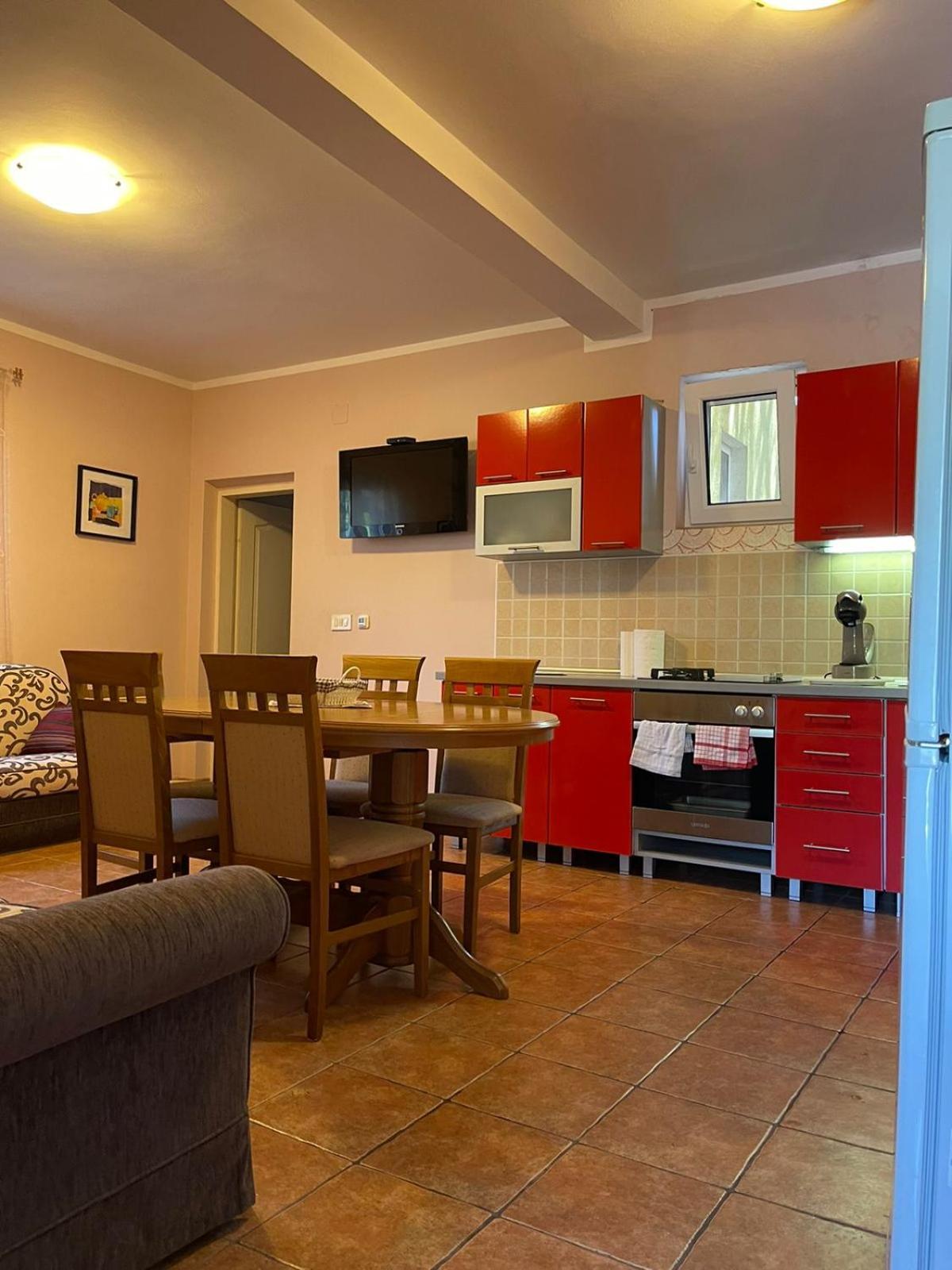 Apartments Villa-G Lustica Tivat Ngoại thất bức ảnh