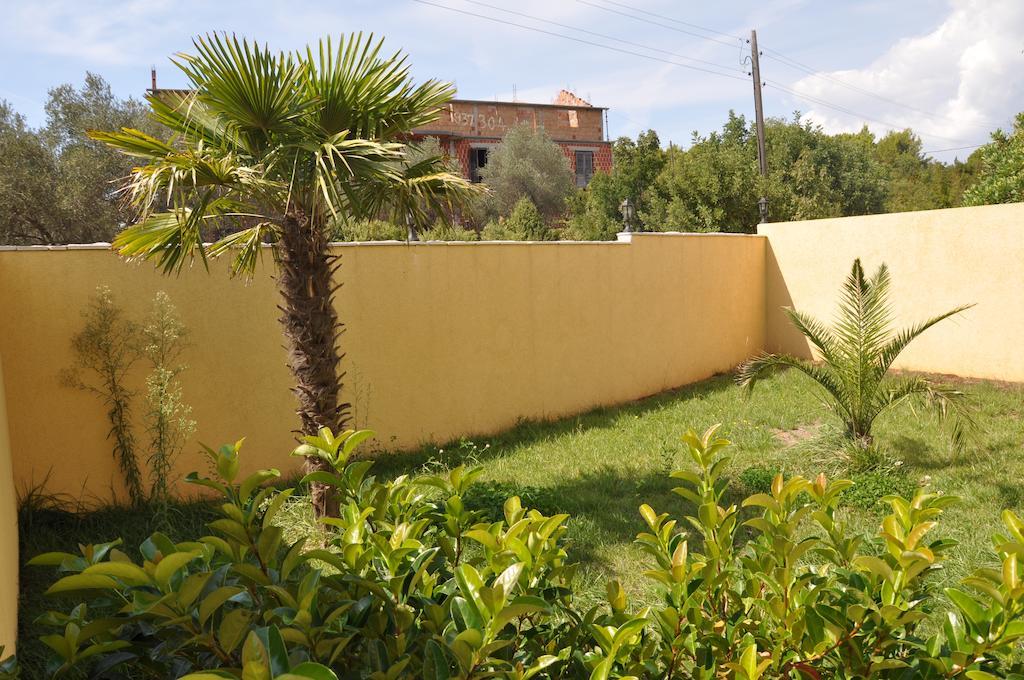 Apartments Villa-G Lustica Tivat Ngoại thất bức ảnh